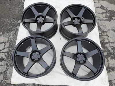 JDM R35GT-RSSR GTF01 11J20+15 5-hole 114.3 Hub diameter 73Φ Matt black (No Tires)