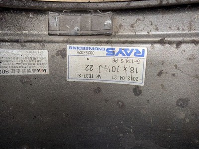 JDM TE37SL 18-inch 10.5j +22 GTR Size No Tires - Image 2