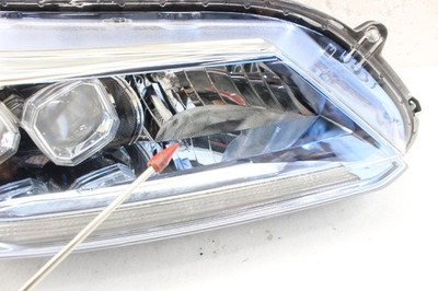 JDM No scratches. Accord CR6 right headlight. Right side LED with leve No Tires - 画像 (4)