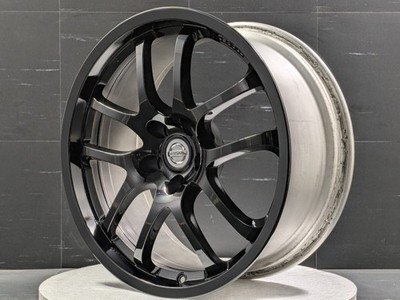JDM Glossy Black Painting Nissan Skyline V35 Genuine Option RAYS Rays No Tires - Image 2