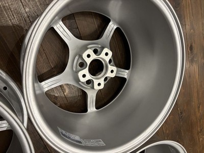 JDM RAYS gram LIGHTS 57C 179.5J +15 5H PCD114.3 4-Book Set Rare Size T No Tires - Image 10