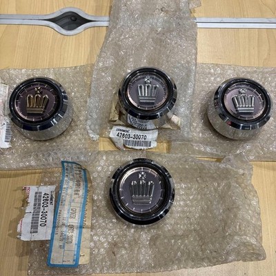JDM Genuine Toyota 120 Series Crown Center Cap 4-Individual Set No Tires - Image 9