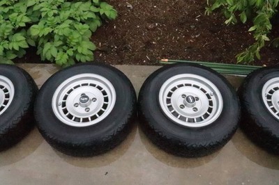 JDM Fortran 14-inch 4-hole wheels classic car wheels. No Tires