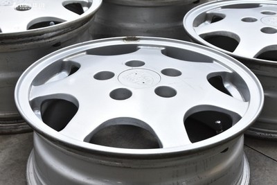 JDM Porsche Type 964 911 Carrera OEM 16in 6J +52.3 8J +52.3 PCD130 9 No Tires - Image 2