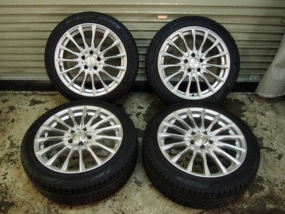 JDM Excellent condition 2021 model Bridgestone VRX3 225/45R18 tires Eu No Tires