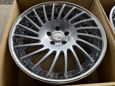 JDM Scratches: None. 4Book SSR Executor CV05 198.5J +30 5H-114.3 Super No Tires - Image 4