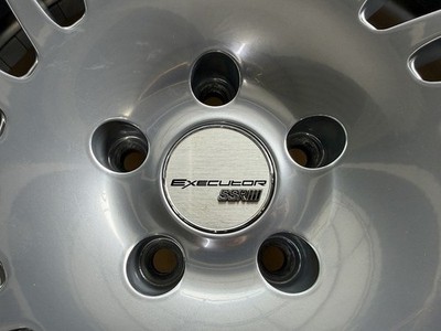 JDM Scratches: None. 4Book SSR Executor CV05 198.5J +30 5H-114.3 Super No Tires - Image 8