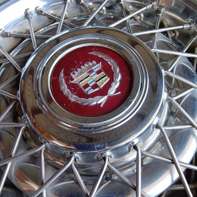 JDM Cadillac Wheel Caps 4 Individual Set Rare No Tires - 画像 (11)