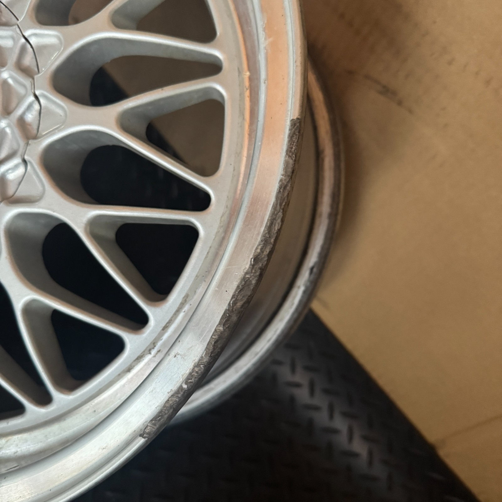 JDM BBS RG097 4Wheels 15x6.5+45 5x114.3 (No Tires) - 画像 (5)