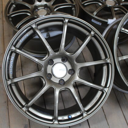 JDM YOKOHAMA ADVAN Racing RZ2 4wheels 19x8.5+50 5x114.3 Hub73