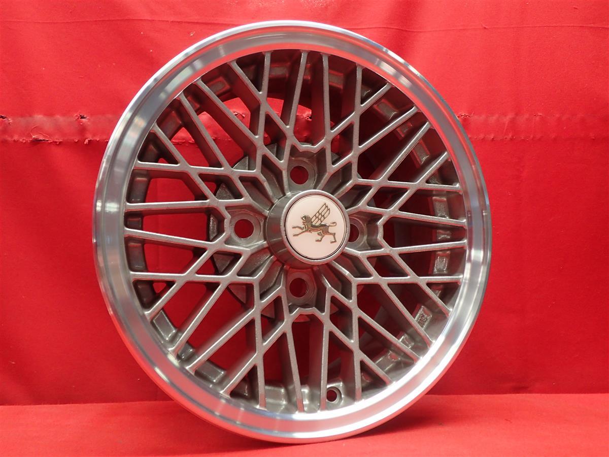 JDM Rare out of print car TOYOTA Toyota Soarer MZ11 genuine used wheel (No Tires) - 画像 (2)