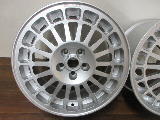 JDM ・ Repainted Lancia Delta HF Integrale EVO2 16in 7.5J +37 5-hole PC No Tires - Image 2
