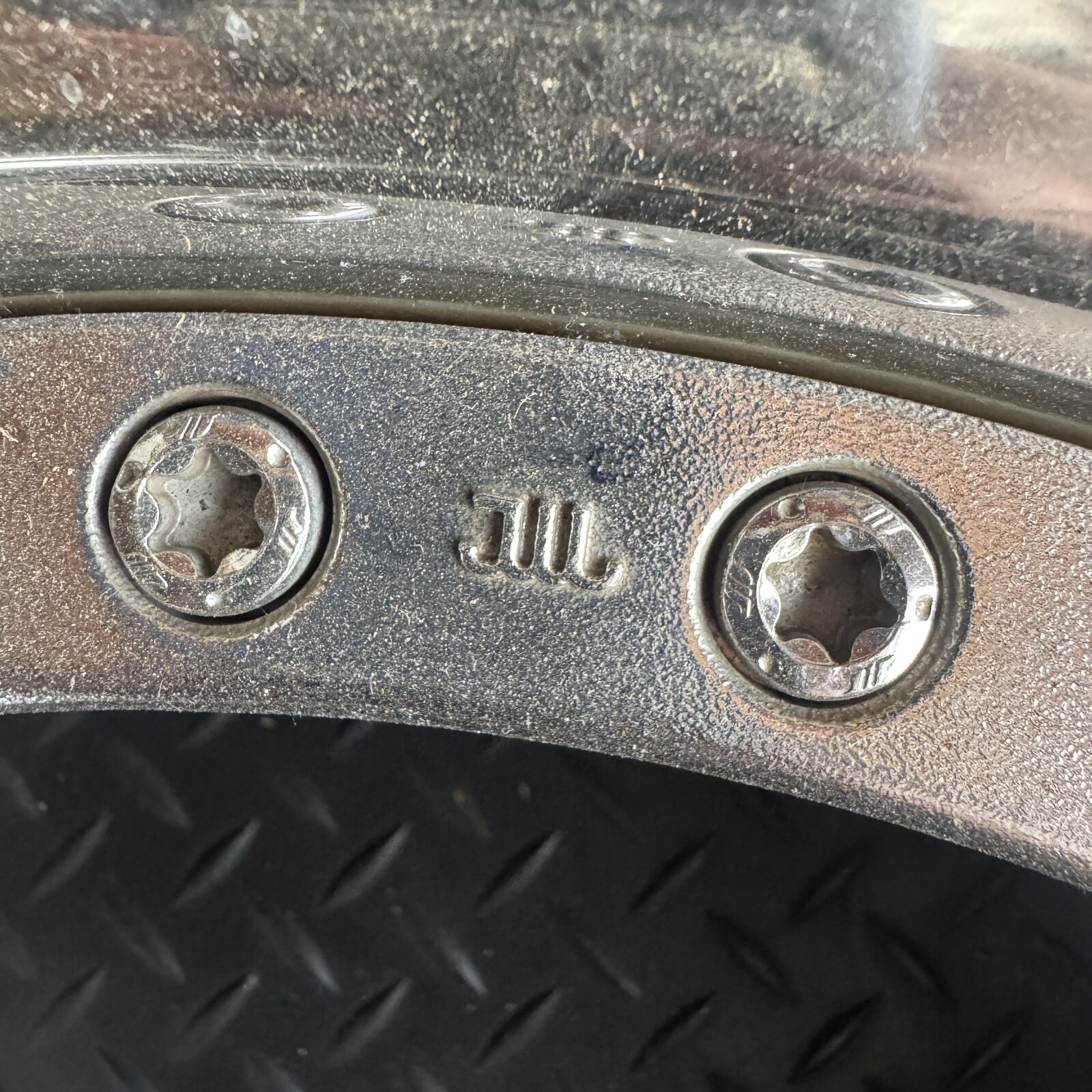 JWL marking on the outer barrel of a WORK VS-KF
