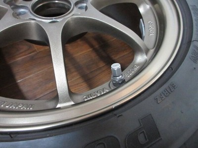 JDM ・RAYS Volk Racing CE28N 14in 5.5J +35 4-hole PCD100 BS RE-71RS 165 (No Tires) - Image 4