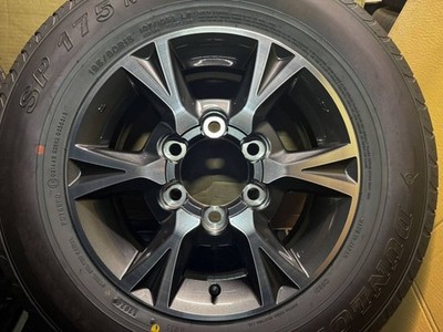 JDM New car Toyota 200 Series Hiace Genuine Option Aluminum Wheels 6j+ (No Tires) - Image 5