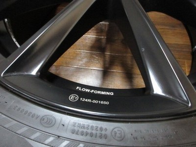 JDM ・Breiton BR-1 20in9J+35 5-hole PCD112 Nokian Hakkapeliitta R3 SUV (No Tires) - Image 6