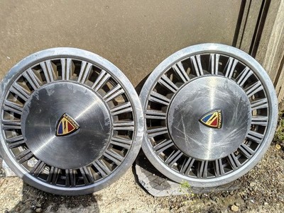 JDM Nissan first-generation Leopard F30 series wheel caps (No Tires)