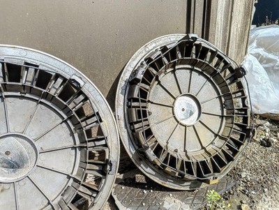 JDM Nissan first-generation Leopard F30 series wheel caps (No Tires) - Image 12