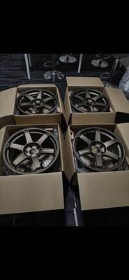 JDM Big Osaka Pickup Limited RAYS VOLK RACING TE37 SAGA S-plus 18x9.5J (No Tires)