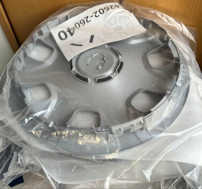 JDM Toyota Hiace 8th Generation Super GL Genuine Wheel Caps 4 pieces (No Tires) - Image 4