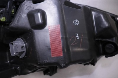 JDM 200-755-VLED Left Headlight KOITO 100-18661 Genuine Honda Assembly (No Tires) - Image 5