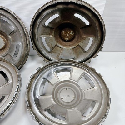 JDM k929 Old car parts NISSAN C30 Laurel wheel cap (No Tires) - Image 7