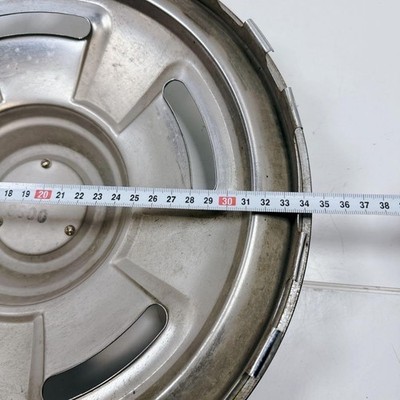 JDM k929 Old car parts NISSAN C30 Laurel wheel cap (No Tires) - Image 10