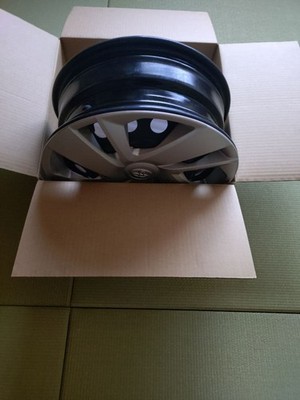 JDM New car Toyota Raize/Rocky genuine 16-inch steel wheels set of 4. (No Tires) - Image 3