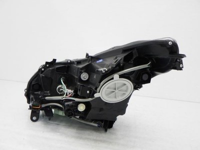 JDM 2052741 Nissan Skyline V36 4-Door Sedan Late Model Right Light Xen (No Tires) - Image 2