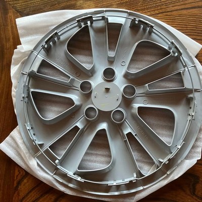 JDM Toyota Prius 50 early model 15-inch wheel covers 3 sets (No Tires) - Image 4