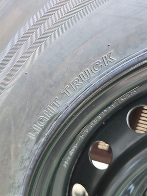 JDM Toyota Hiace Genuine Tire and Wheel Set 1pc 195/80R15 ² New Car (No Tires) - Image 7