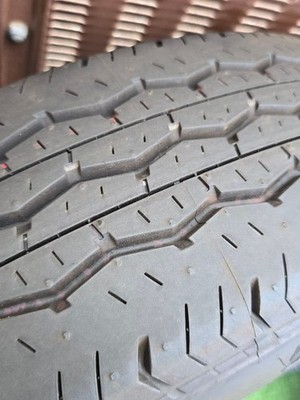 JDM Toyota Hiace Genuine Tire and Wheel Set 1pc 195/80R15 ² New Car (No Tires) - Image 11