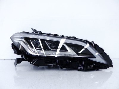 JDM 2127741 Crown RS 220 Series/20 Series Right Light Triple LED Seque (No Tires)