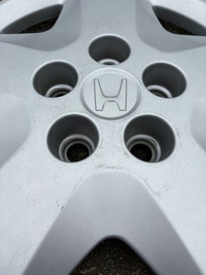 JDM Honda CRV RD1 Genuine Hub Caps 4 pieces (No Tires) - Image 4