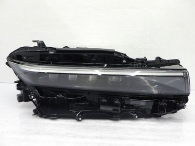 JDM 2113441 Crown Sedan 30 Series Right LED Light KOITO 30-492 AZSH32/ (No Tires)