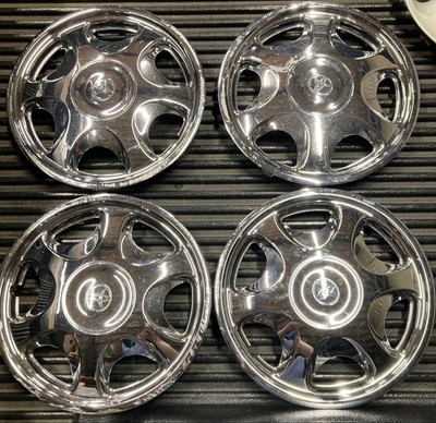 JDM US Toyota Corolla 14-inch genuine wheel caps used (No Tires)