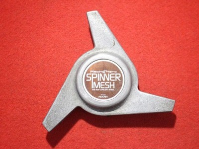JDM 1-sheet Racing Hart Spinner aftermarket used wheel center cap cent (No Tires)