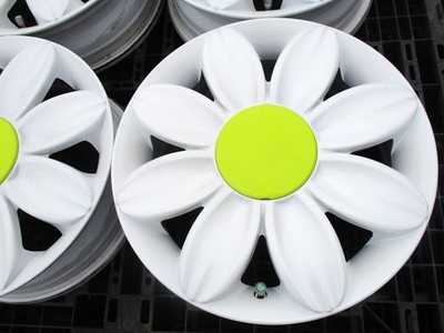 JDM Rare out-of-print PIAA Urara Flower 154-hole 100 5J 45 Lapin canva (No Tires) - Image 2