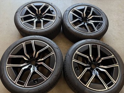 JDM BMW G70 current 7 Series genuine parts new car minor scratches 20 (No Tires)