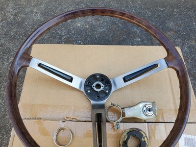 JDM Rare Nissan genuine wood steering wheel with original main key cyl (No Tires) - Image 5