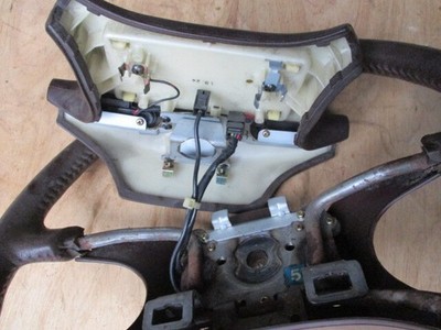 JDM Laurel C33 Genuine Steering Wheel Tea Series Rare Classic Car (No Tires) - Image 8