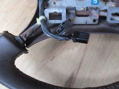JDM Laurel C33 Genuine Steering Wheel Tea Series Rare Classic Car (No Tires) - Image 9