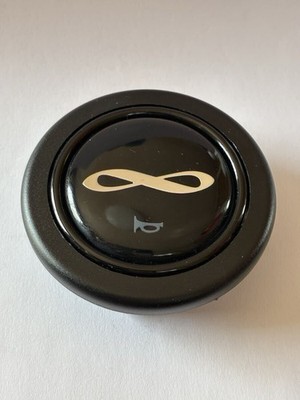 JDM Rare and hard-to-find Momo Infini steering wheel horn button for M (No Tires)