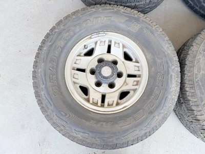 JDM Used Toyota Genuine Wheels and Tires 265/70R15 Bridgestone 4-Wheel Set (No Tires) - Image 3