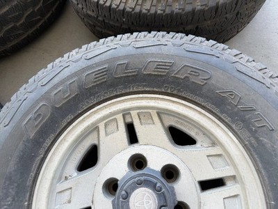 JDM Used Toyota Genuine Wheels and Tires 265/70R15 Bridgestone 4-Wheel Set (No Tires) - Image 4