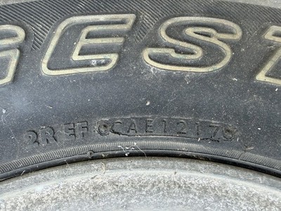 JDM Used Toyota Genuine Wheels and Tires 265/70R15 Bridgestone 4-Wheel Set (No Tires) - Image 6
