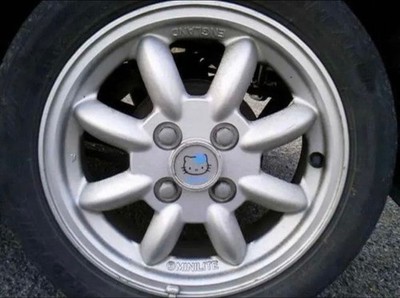 JDM Mira Gino Hello Kitty Kitty-chan Center Cap 4 Individual Set (No Tires) - Image 12