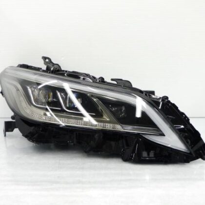 JDM 2032041 Crown RS Limited II 220 Series/20 Series Right Light 3-Eye (No Tires)