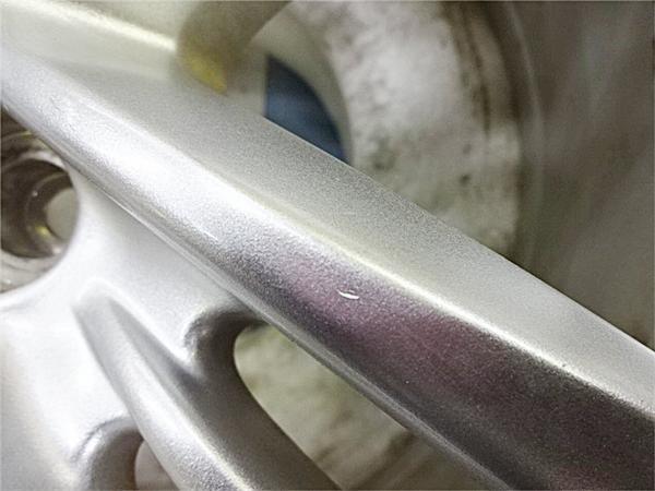JDM V36 Skyline 225/55R17 Studless Tires Used with Original Aluminum W (No Tires) - Image 6