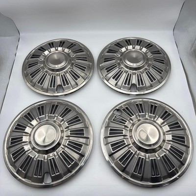 JDM Showa Retronissan Genuine Part 40315-K1202 Wheel Cover 4 pieces in (No Tires)
